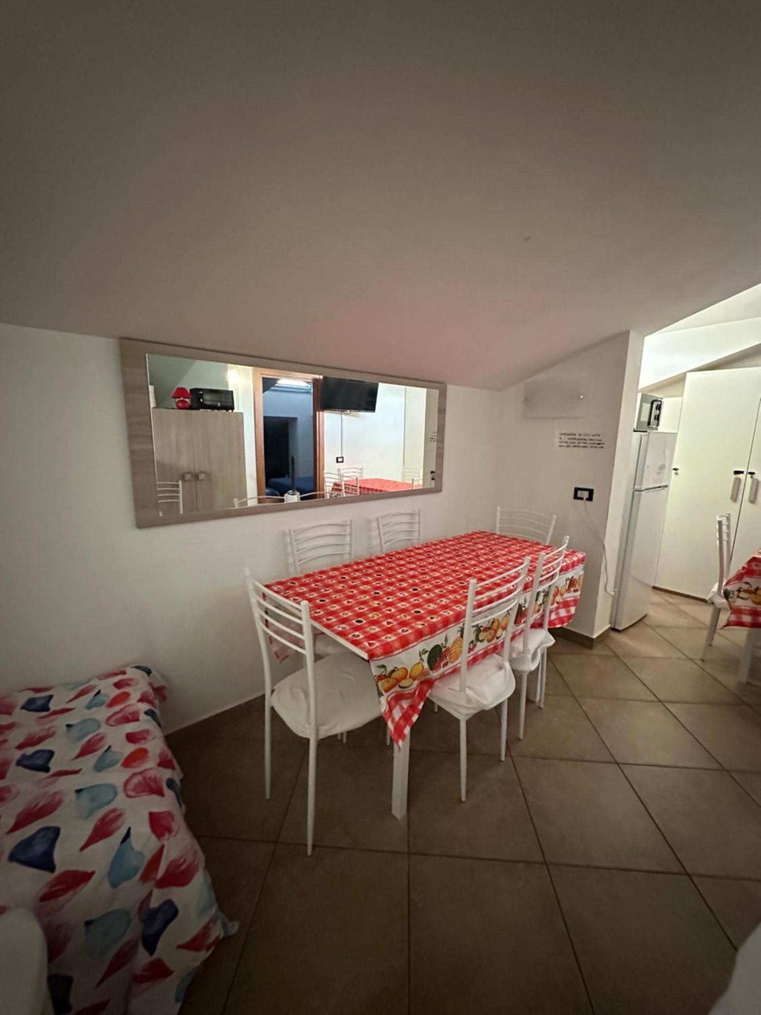 Hotel La Quercia Fiorita Trivolzio Esterno foto