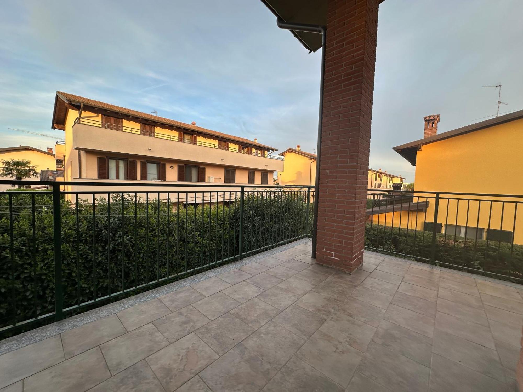 Hotel La Quercia Fiorita Trivolzio Esterno foto