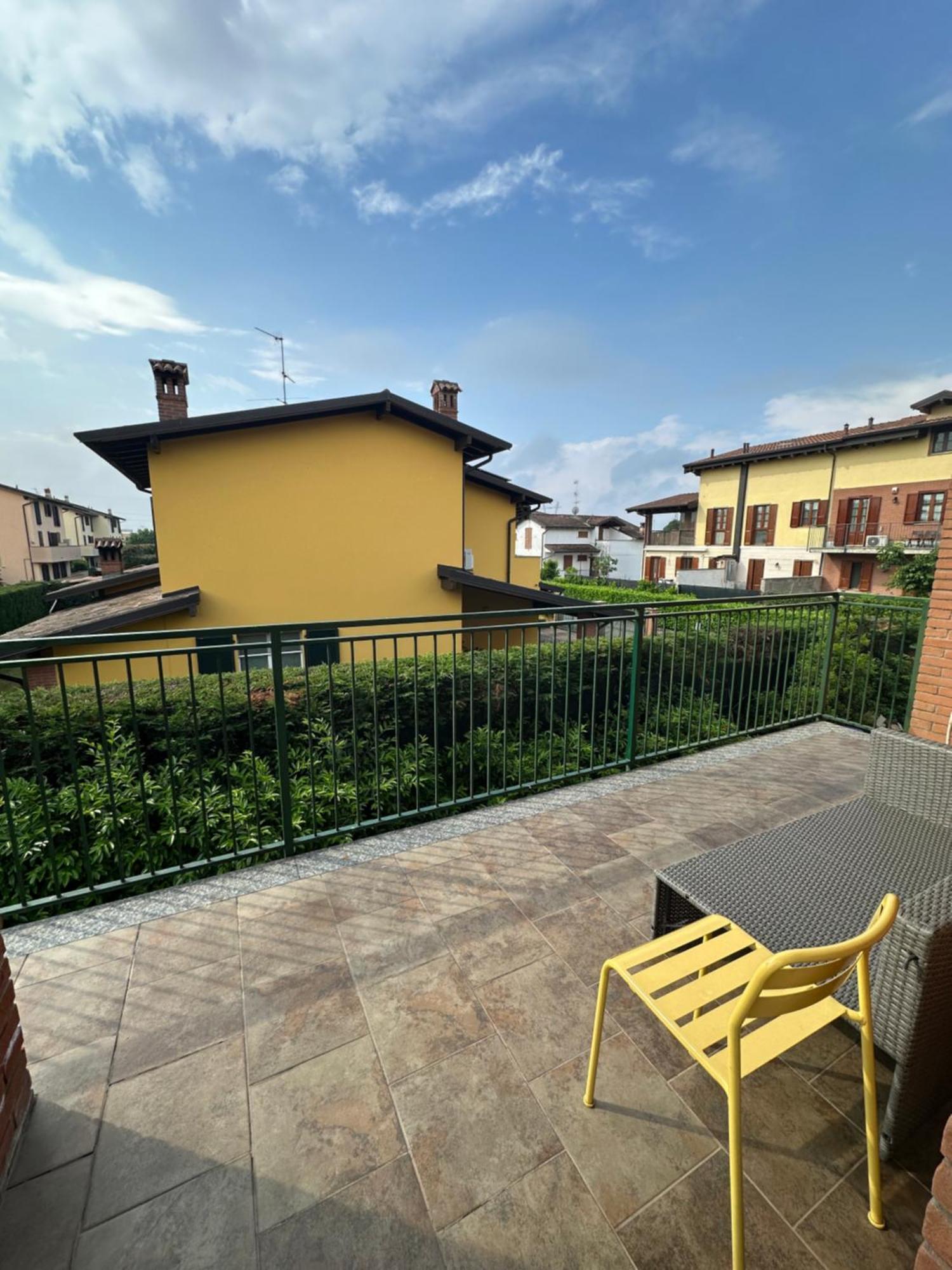 Hotel La Quercia Fiorita Trivolzio Esterno foto